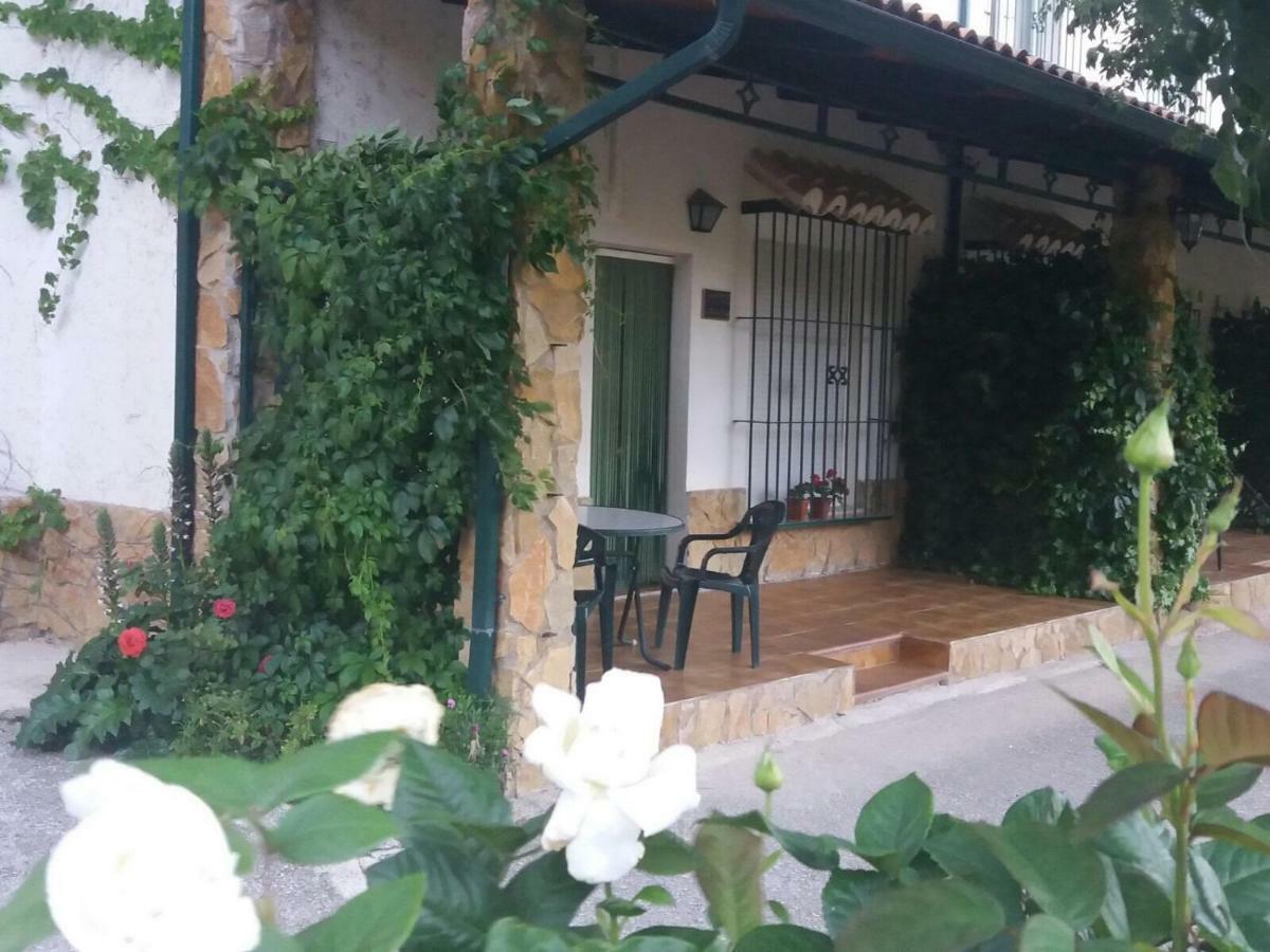 Cortijo El Cercadillo Guest House Bedmar y Garciez Exterior photo